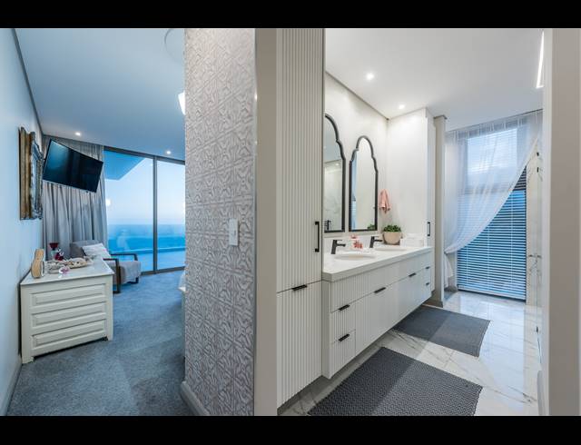 4 BEDROOM HOUSE FOR SALE IN PINNACLE POINT GOLF ESTATE